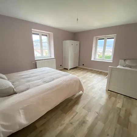 Holiday home Le Des Abeilles