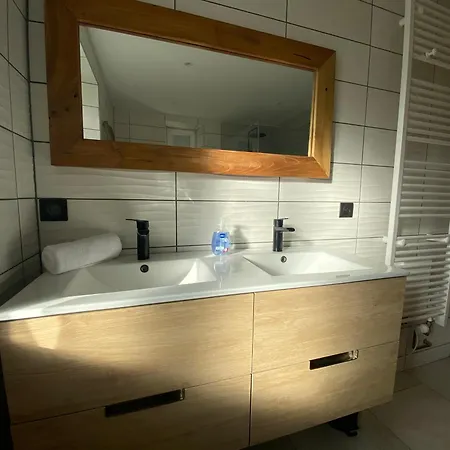 Le Des Abeilles Prázdninový dům *